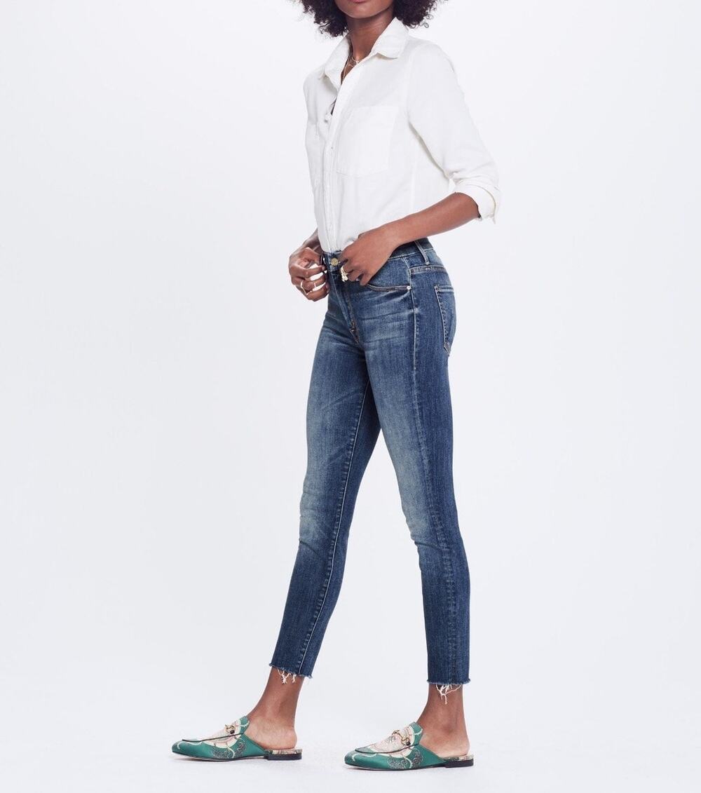 Mother (26) High Waisted Looker Ankle Fray Skinny Jeans Medium Wash